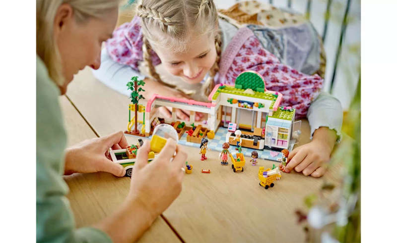 LEGO Friends Organic Grocery Store