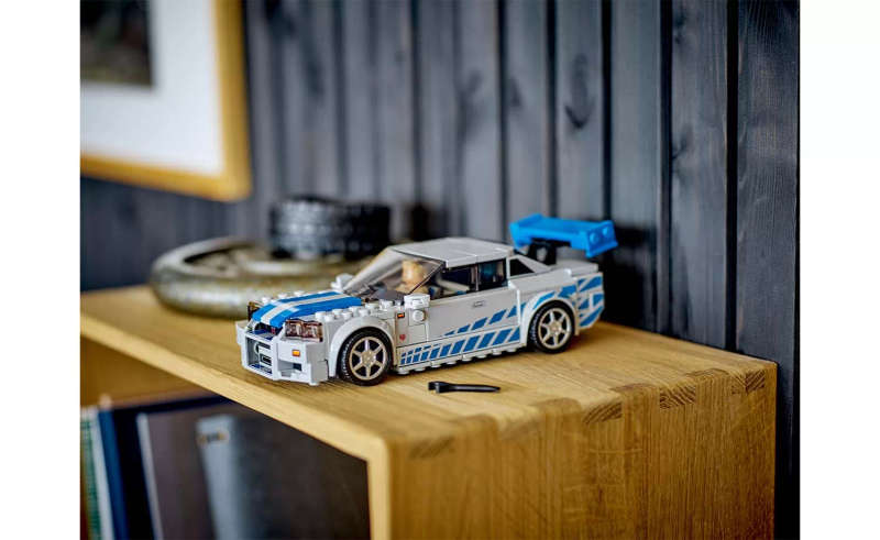 LEGO Speed Champions 2 Fast 2 Furious Nissan Skyline GT-R (R34)