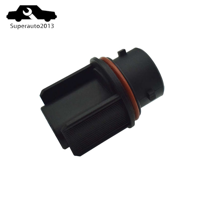 New 3157 Headlight Light Bulb Socket For Freightliner Cascadia Columbia Truck