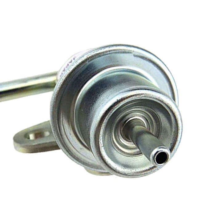 New Fuel Pressure Regulator For Mitsubishi Pickup Triton L200 Pajero Montero