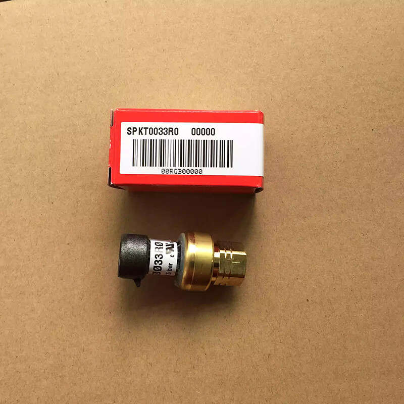 1PC NEW FOR CAREL SPKT0033R0 Pressure Sensor 0-5V 0-34.5bar