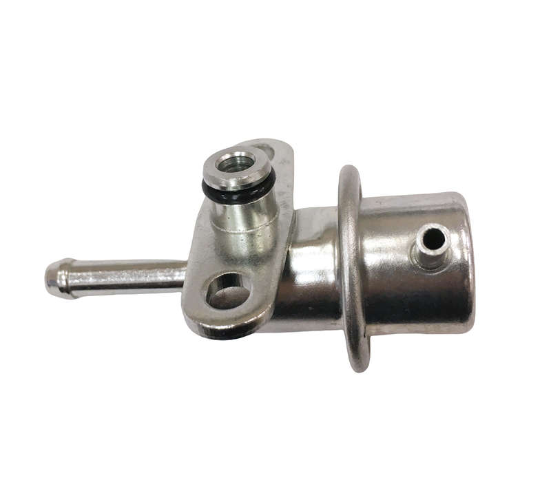 Fuel Pressure Regulator 15110-61J00 15610-61J00 Fits For Suzuki Futura Injeksi