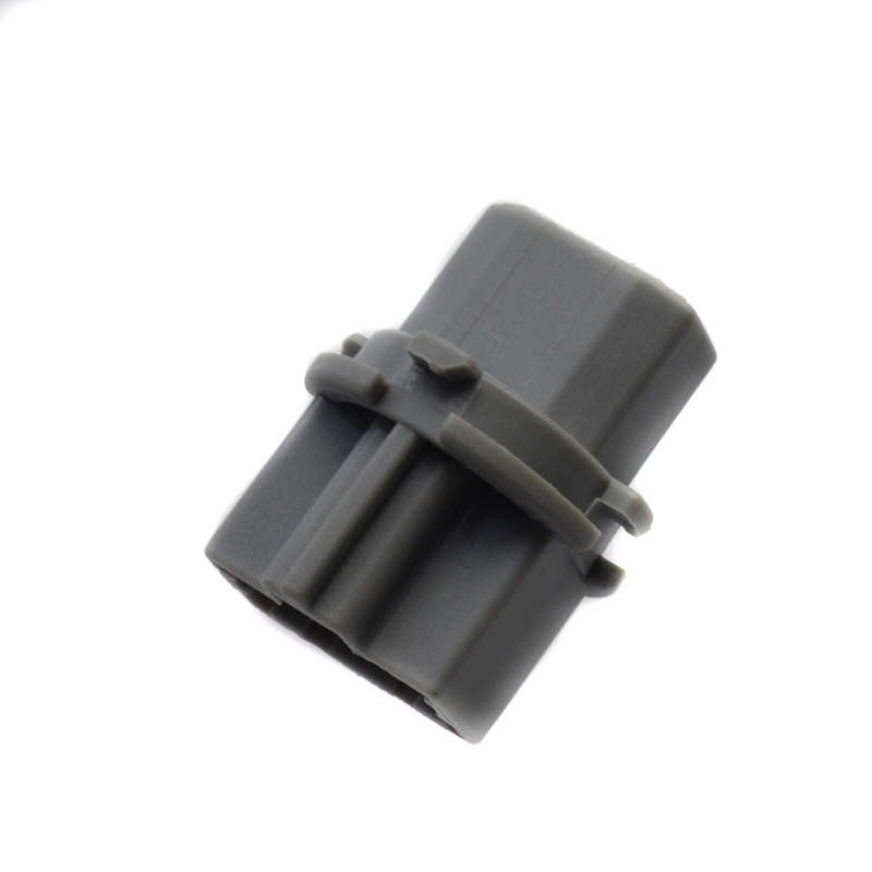 New Rear Brake Light Lamp Bulb Socket for Mazda 2 3 CX-5 G14S-51-3E7,G1