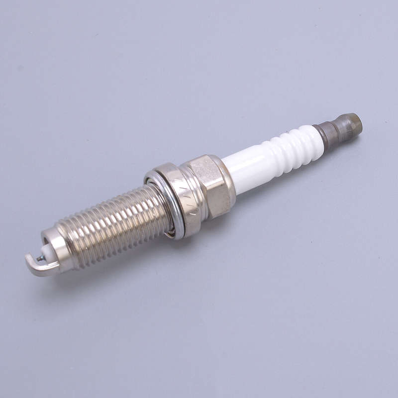 1pcs Laser Iridium Spark Plug Fit for Honda Civic 1.5L L4 ILZKAR8H8S 1229059B003