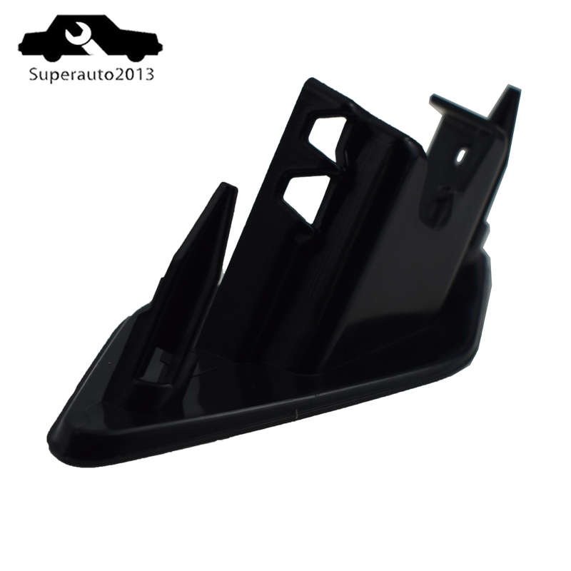 Right Bumper Headlight Washer Nozzle Spray Jet Cover For VW Passat B8 2017-2019