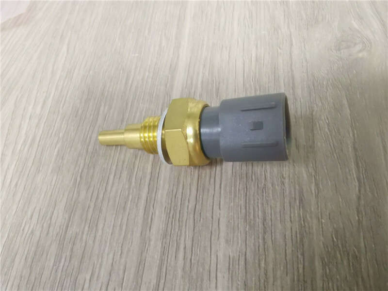 Coolant Water Temperature Sensor For Honda VFR800 VTX1800C 37870-KRJ-901