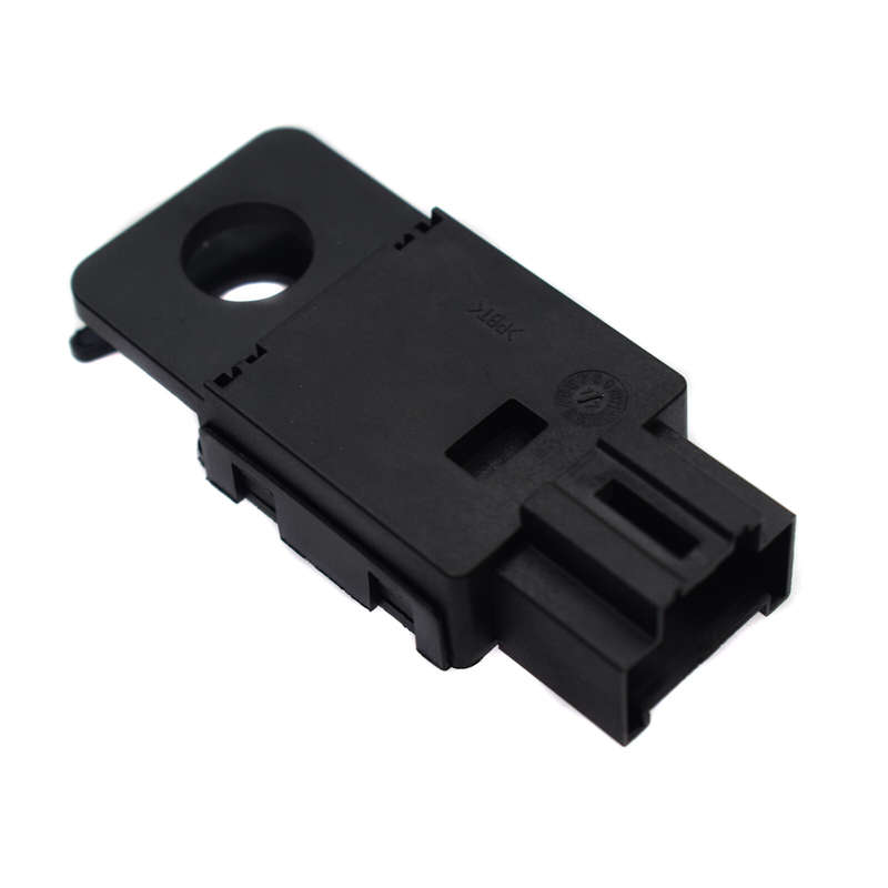 New 25981009 Brake Light Switch for Cadillac Escalade for GMC Chevrolet SLS450