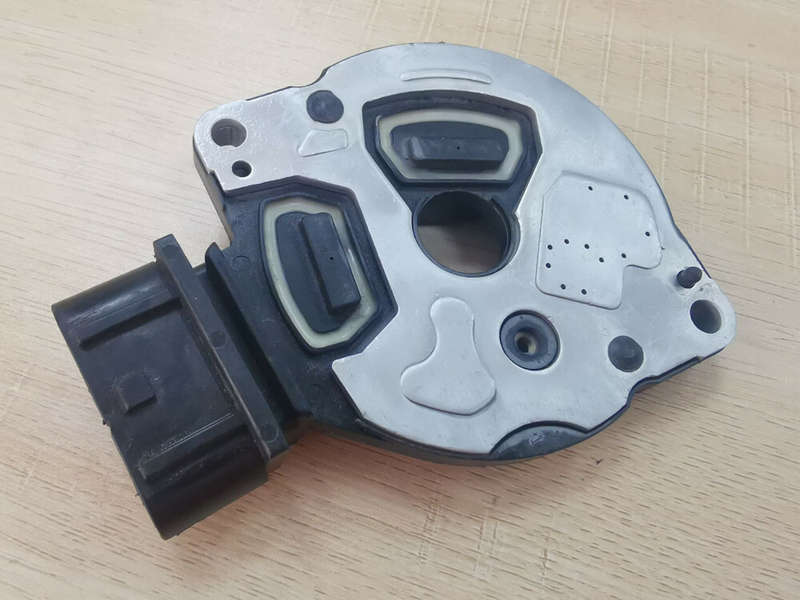 Ignition Module For Mitsubishi OEM J862 T6T57171 T6T57671