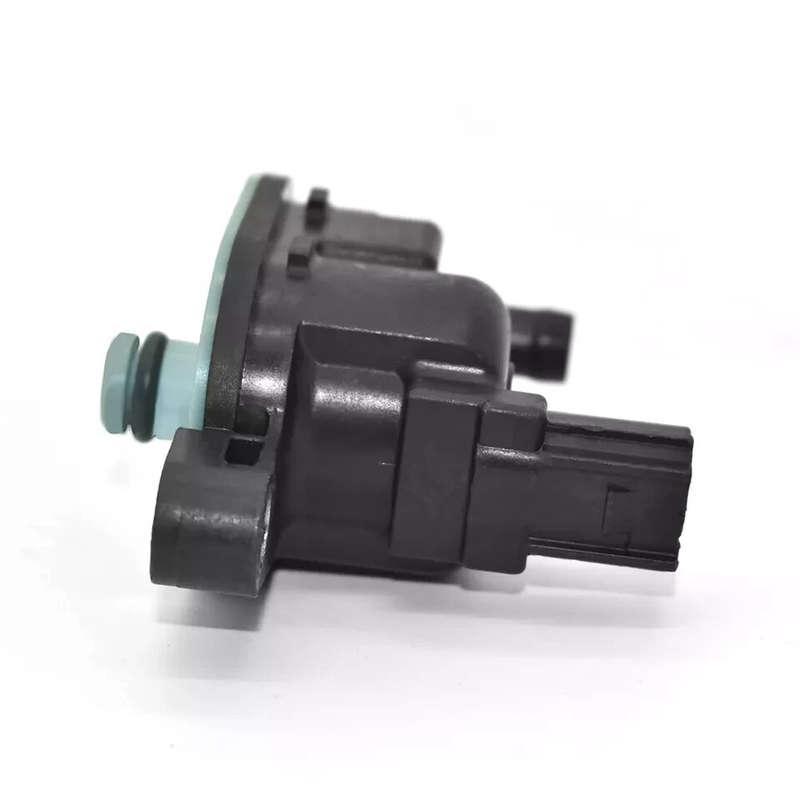 Steam tank purification solenoid valve 136200-7000 For Honda Fit Civic 06-2015