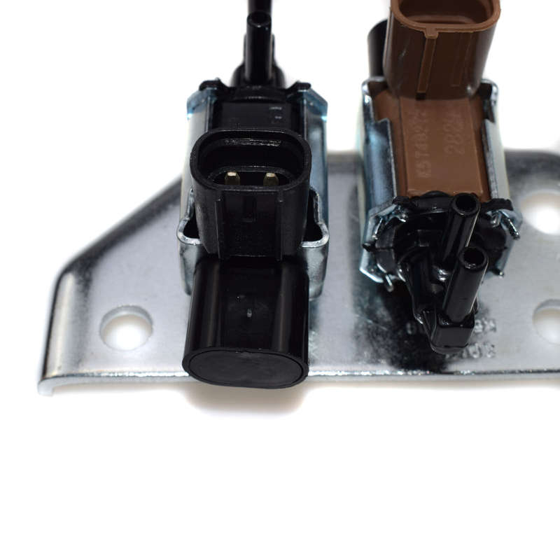 MR577099 Solenoid Valve fit for Mitsubishi Montero Pajero Shogun L200 K5T81289