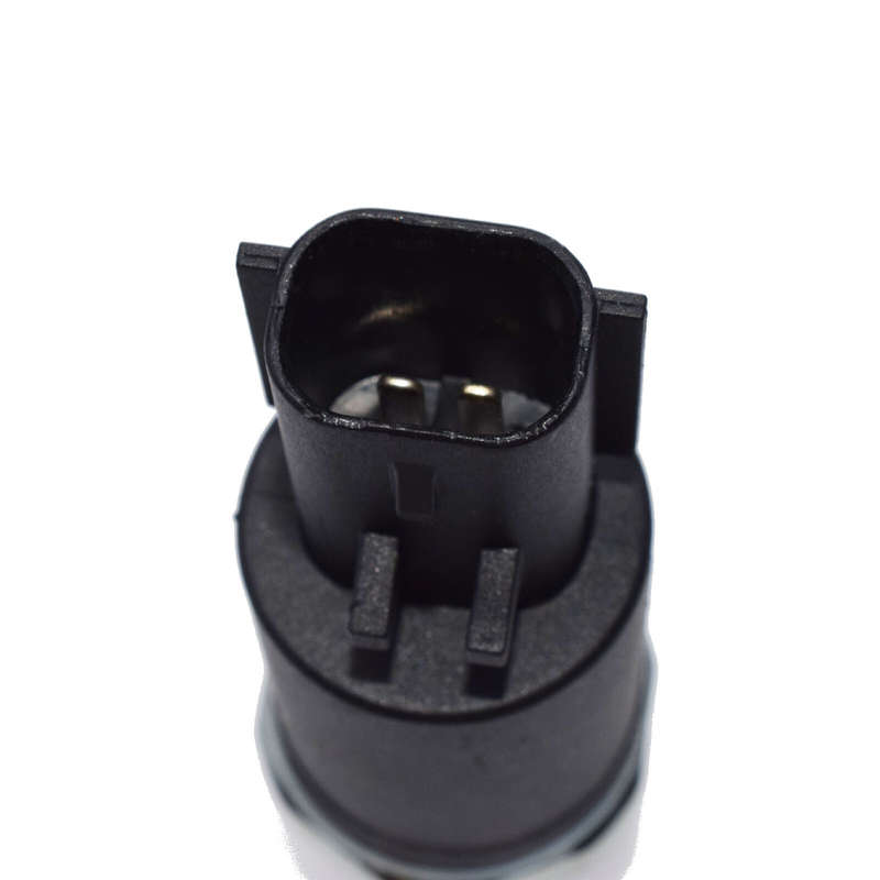 Free Shipping Oil Pressure Sensor For Jeep Cherokee XJ 1998 2.5 L 4.0 5003675AA