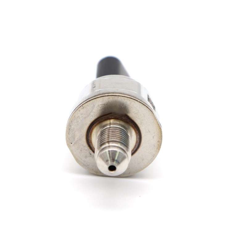 Fuel Rail Pressure Regulator Sensor Common Rail Valve Switch For Buick Chevy