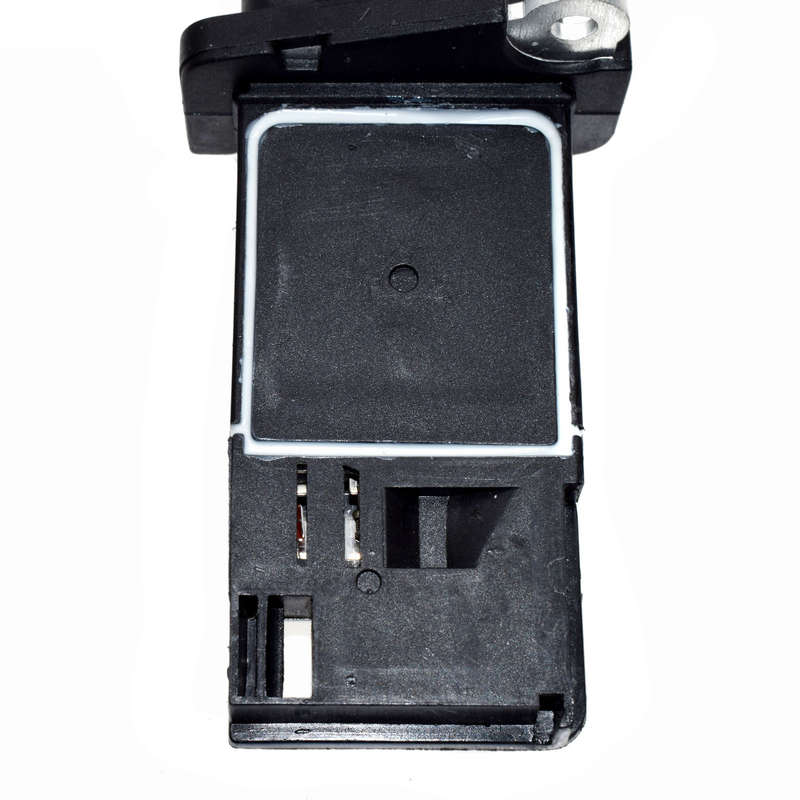 Mass Air Flow Sensor 15865791 For Buick Chevrolet Cadillac GMC Isuzu 213-4222