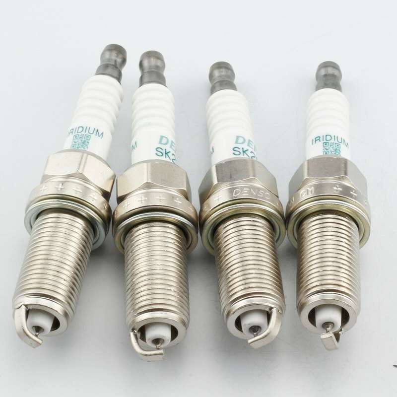 4Pcs New DENSO 90919-01191 SK20HR11 For Toyota / Lexus V8 Spark Plugs