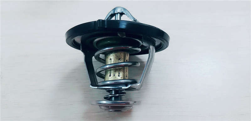 Thermostat 88°C + Dichtung HYUNDAI S Coupe 1.5i Terracan 2.9 CRDi 25500-22250