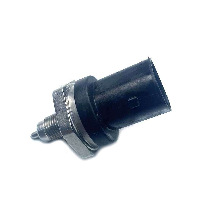 Fuel Injector Pressure Sensor Fits for Land Rover Evoque Range Rover Sport LR4