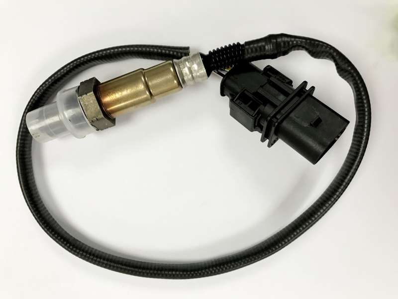 Oxygen sensor 18213-73KA0 1821373KA0 0258017136 Suitable for Suzuki