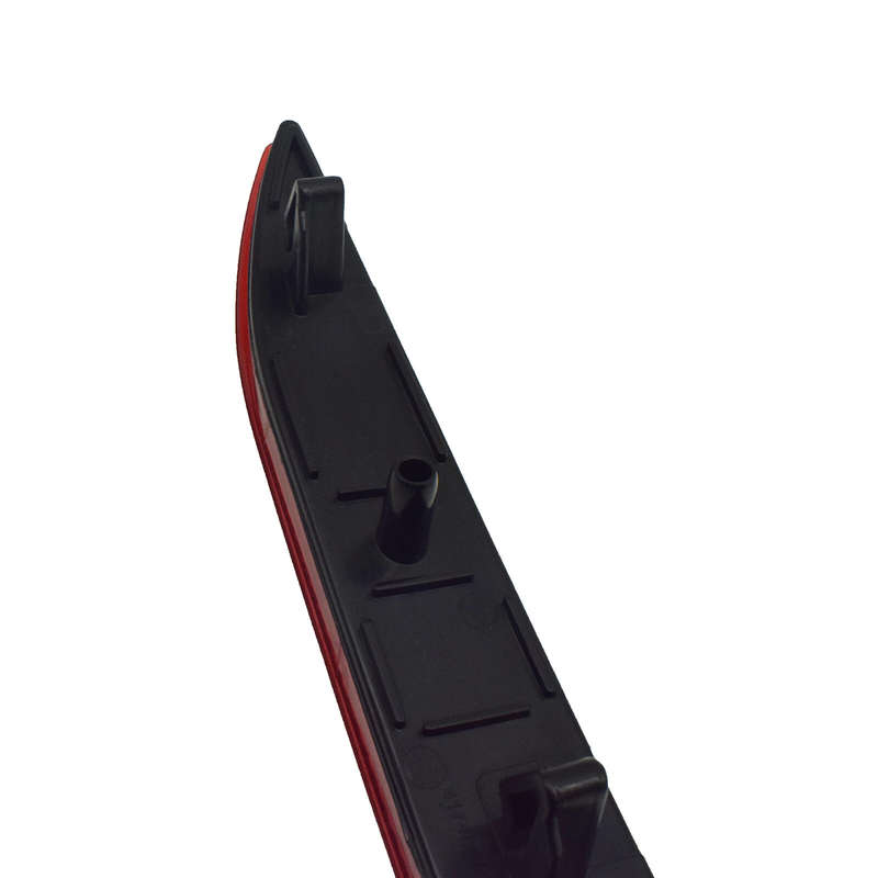 Rear Left Side Red Bumper Reflector 84150890 For Chevrolet Equinox 2018-2022