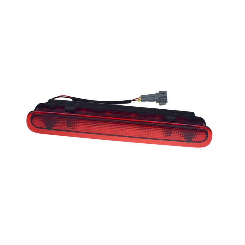 Rear High Red Car LED Brake Tail Light 81570-0K080 For Hilux Vigo 2005-2014 New