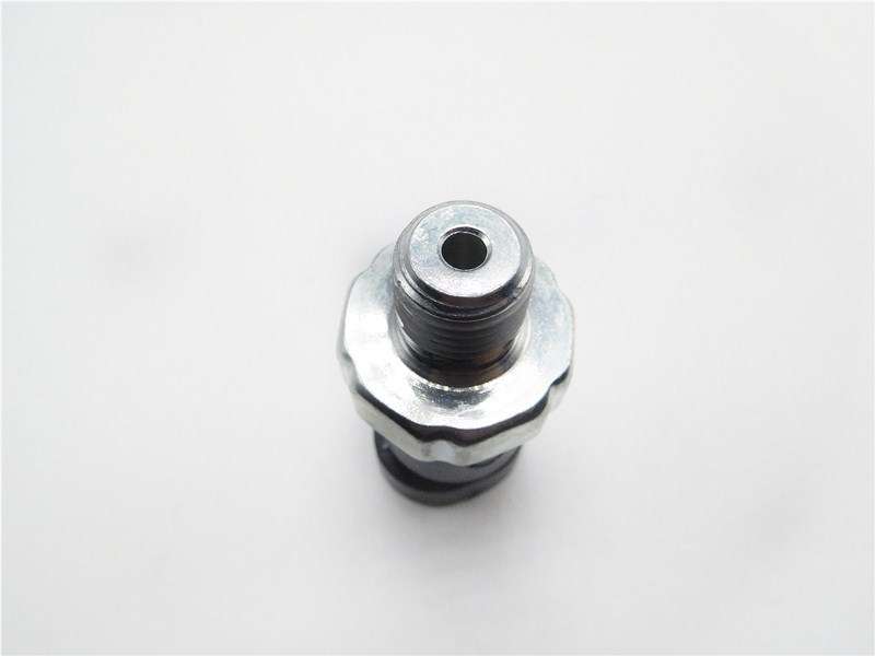 New Pressure Switch Sender Sensor 25037205 For Toyota Buick Regal Chevrolet