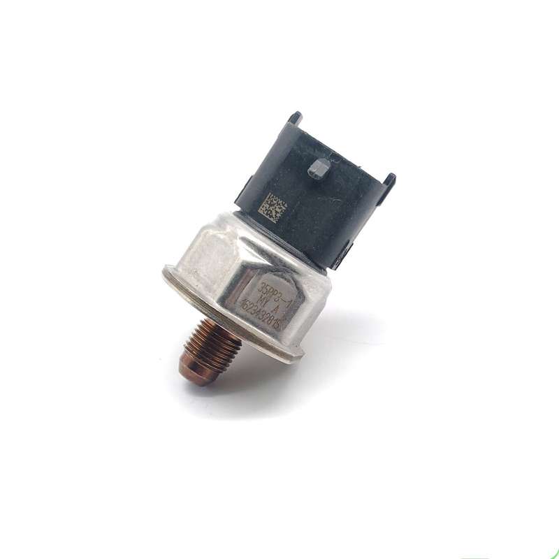 35PP3-1 NEW Oil Pressure Sensor Fit For Cummins Truck Car Accessaries 3 PIN