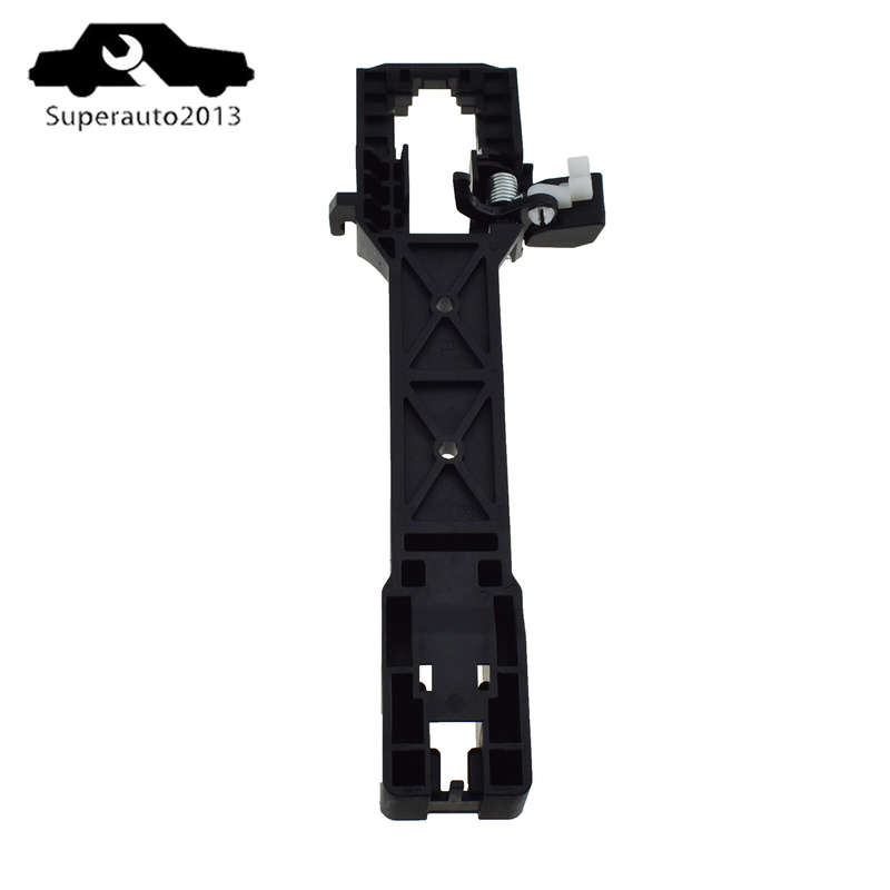 Front Left Door Handle Base For Kia Sportage 2005-2010 82655-1F000 82655-1F010