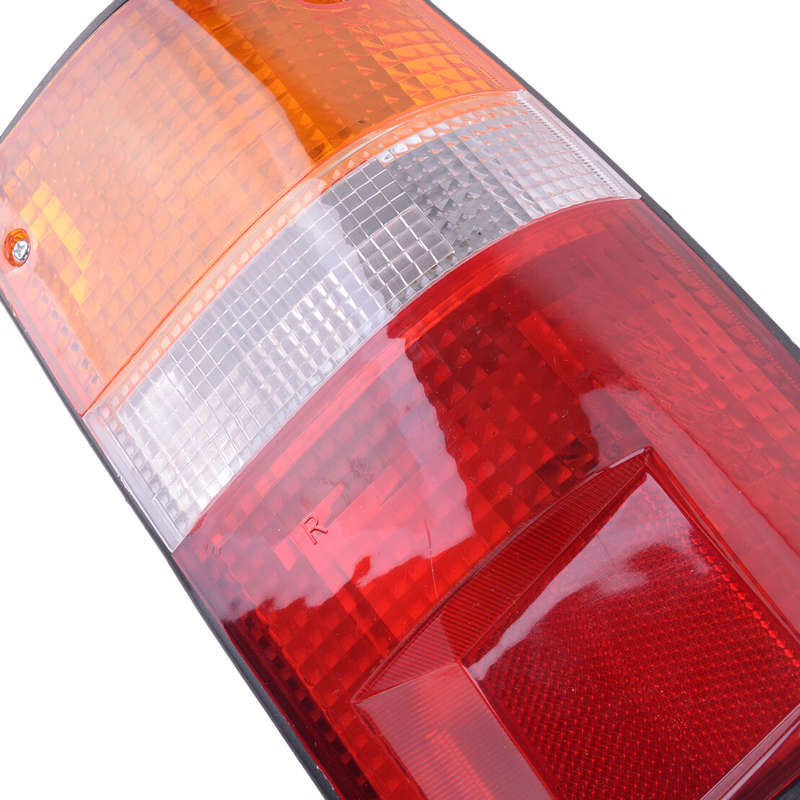 Right Tail Brake Light Lamp Fit For Toyota Hilux Pickup MK3 LN RN YN 2WD 4WD