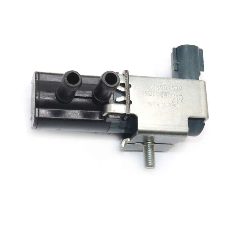 Vapor Canister Purge Valve For 01-04 Mitsubishi Montero & Montero Sport MR507579