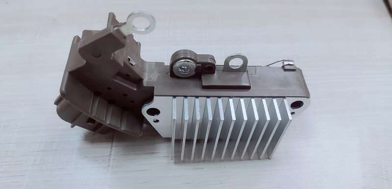27700-46060 FOR DENSO VOLTAGE REGULATOR 27700-20050, 27700-64130 - IN441