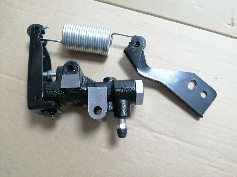 Genuine Brake Load Sensing Valve Assembly 46400-56G04 For Nissan 93-97 D21