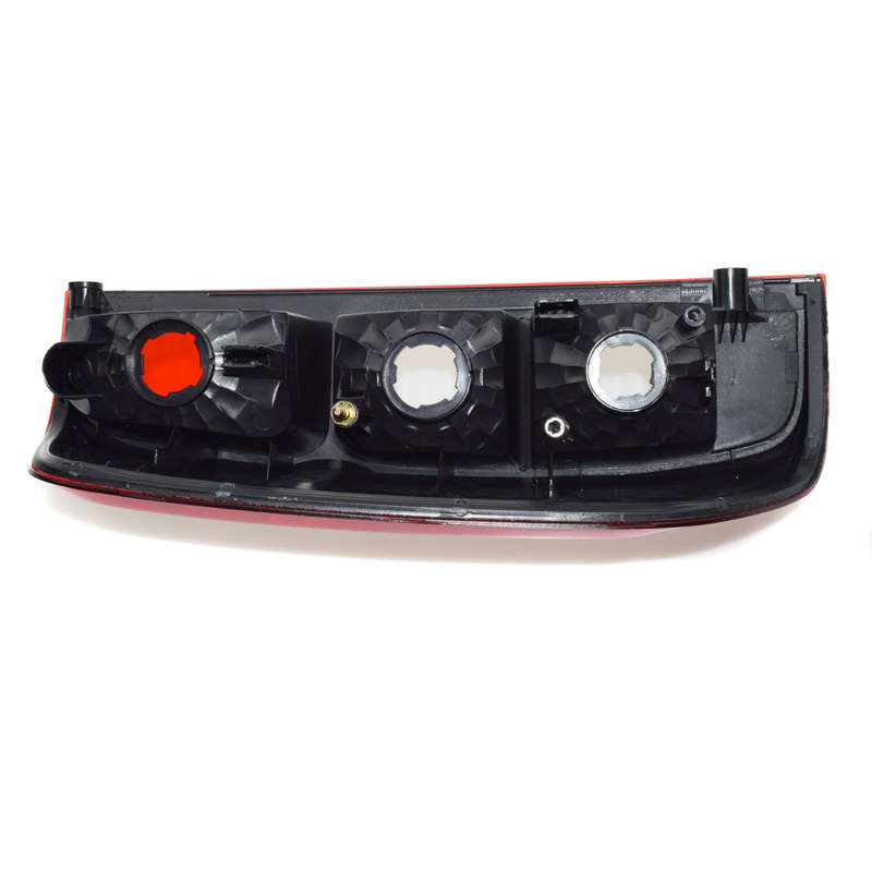 New Rear Tail Light Lamp Right fit 05-12 Nissan D40 Navara Frontier 26550-EB38A