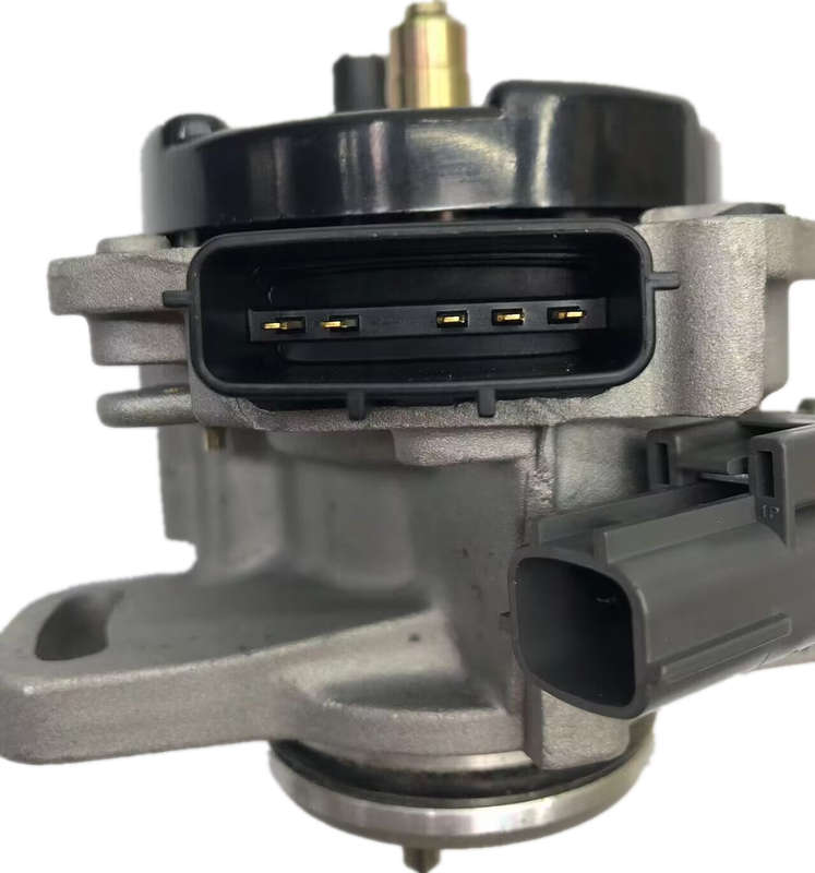 Ignition distributor 22100-73C00 22100- 82J00 Suitable for Nissan