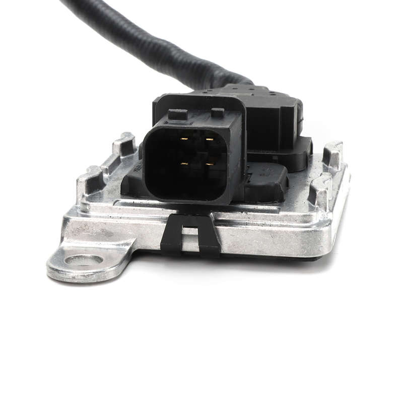 1PC New NOX Sensor 5WK96753 For Thomas IC Corporation Gillig Freightliner Ford