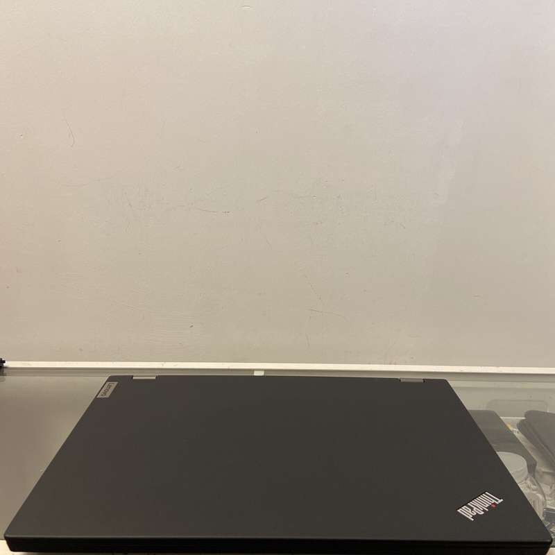 Lenovo ThinkPad P15 Gen1 - Intel Core i7-10th Gen - 256GB SSD 32GB RAM - Nvidia Quadro T1000 4GB GPU