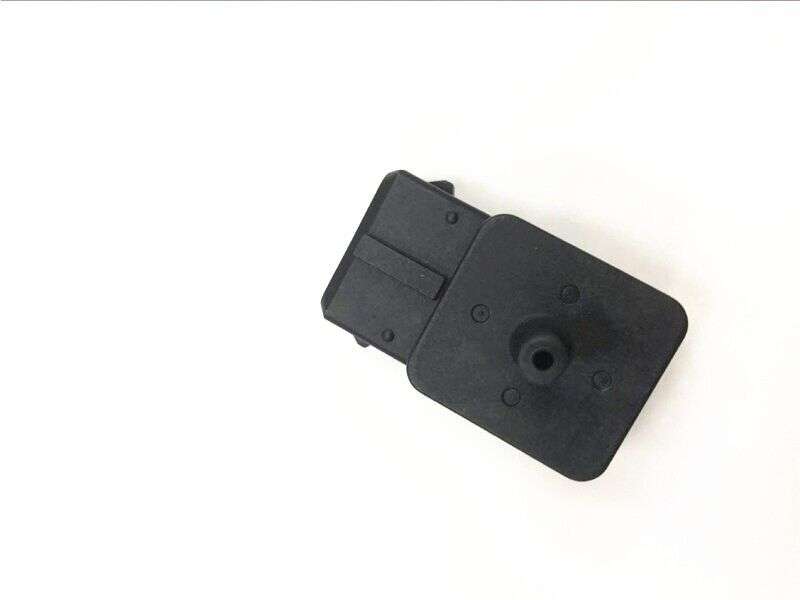 Intake pressure sensor MR577031 For Mitsubishi Pajero III Shogun L200