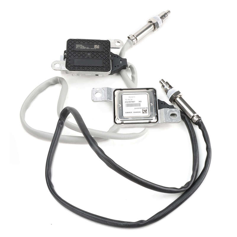 A0101532228 A0101532328 Inlet+Outlet Nox Sensor For Cascadia DD13 Freightliner