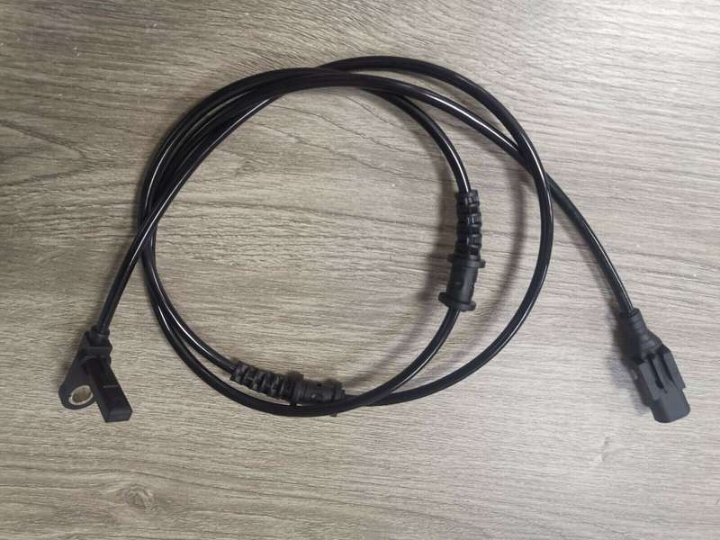 OEM A4479053402 For Mercedes-Benz W447 V-CLASS VITO Front ABS speed sensor