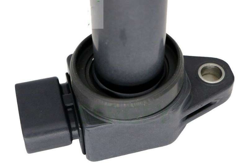Original Work Ignition Coil pack For Volvo XC90 S80 / V8 8687939 099700-0890