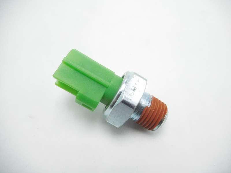 Fuel pressure sensor switch LF01-18-501 Fits For Mazda Miata MX-5 3 5 6