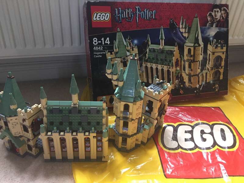 LEGO Harry Potter Hogwart's Castle 4842 (Discontinued by manufacturer) - In original box  USED