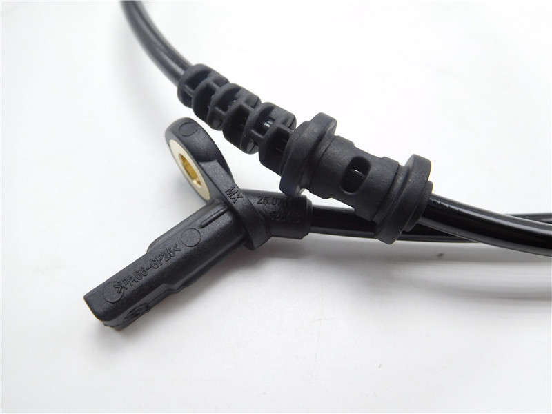 For Mercedes-Benz W164 GL320 ML320 ML350 Front Left / Right ABS Speed Sensor New