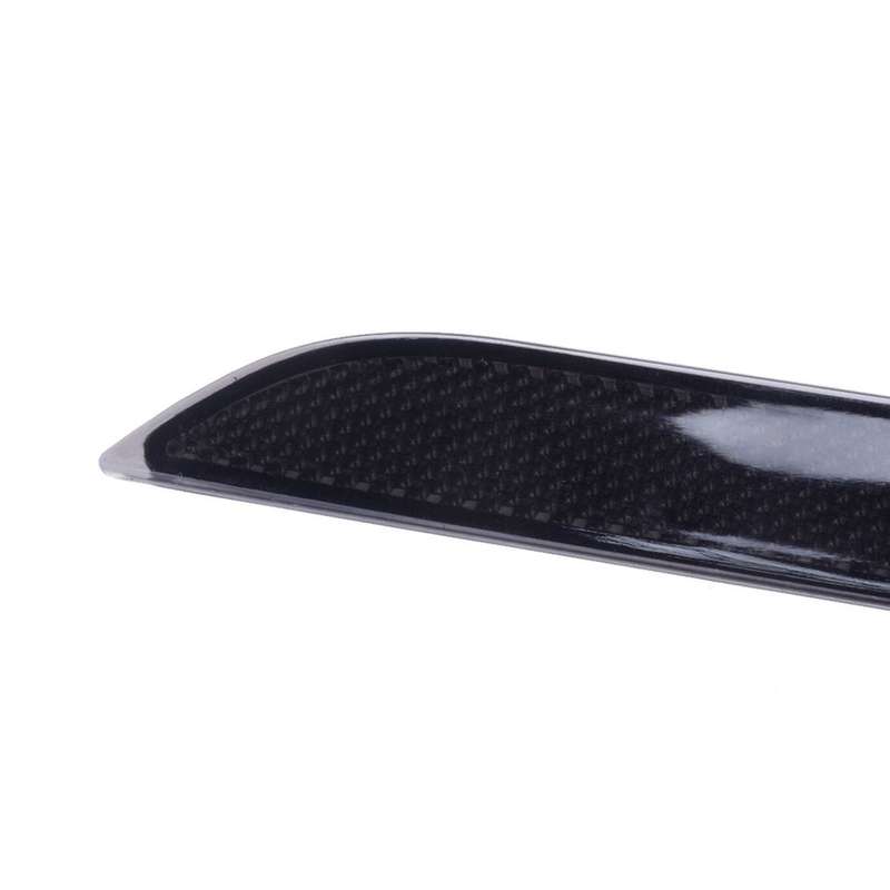 1pcs Black Rear Bumper Reflector Lens Diffuser Fit For Ford Mustang 2015-2017