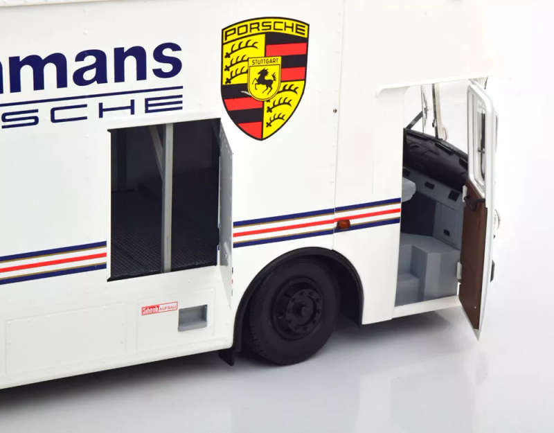 1/18 CMR Mercedes Benz O317 Porsche Race Transporter Rothmans