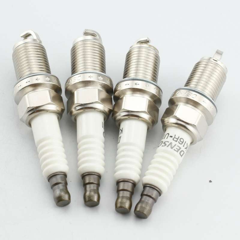 4 x New Denso K16R-U11 Spark Plug 90919-01164 for Toyota Celica MR2 Paseo Tacoma
