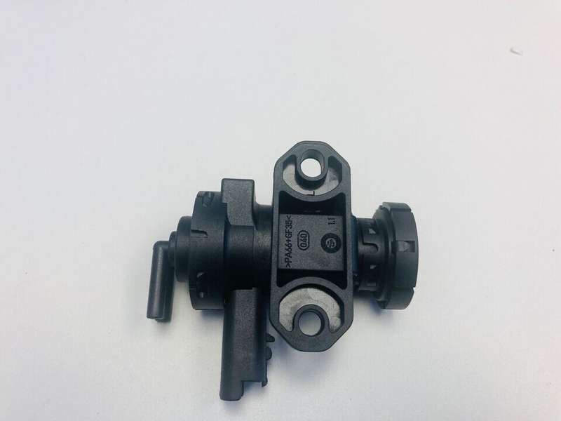 OEM 1628LQ 9635704380 3024368 For Citroen Berlingo 2002-2008 EGR valve