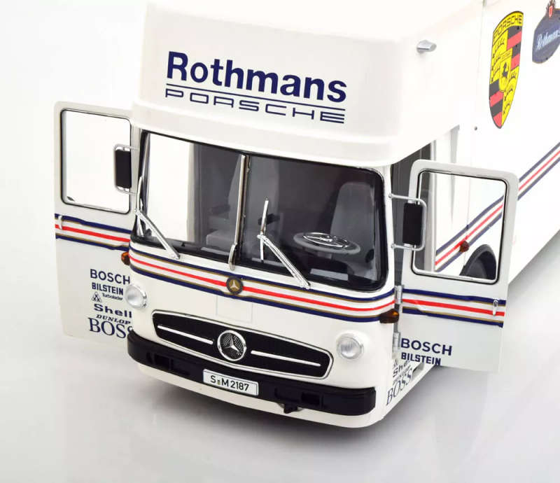 1/18 CMR Mercedes Benz O317 Porsche Race Transporter Rothmans