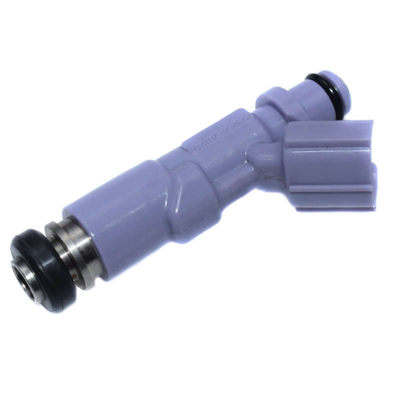 1PCS Fuel Injector 23250-70120 For Toyota Altezza Gitagxe Lexus IS200 / 300 New