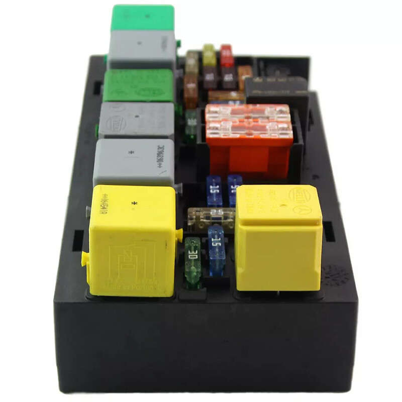 1645400072 For 2006-2013 Mercedes W251 R500 ML550 GL550 Front Relay Fuse Box