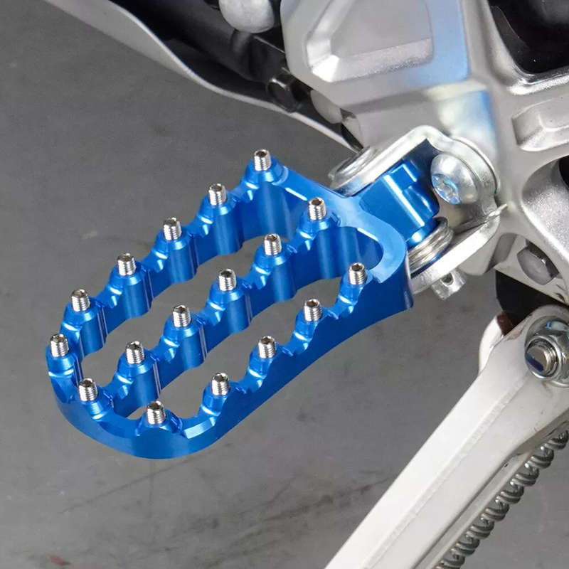 1Pair Blue Foot Pegs Footrest Pedal Fit for Yamaha Tenere700 XTZ 700 2019-2024