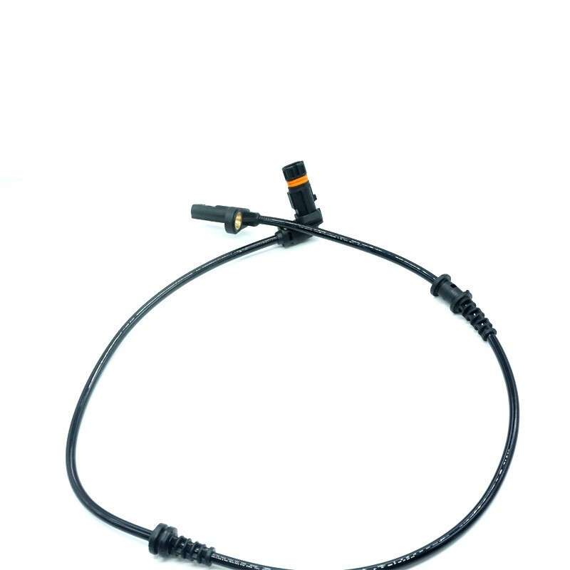 Front l&r ABS Wheel Speed Sensor For C-Class S204 W204 C204 A2049057702